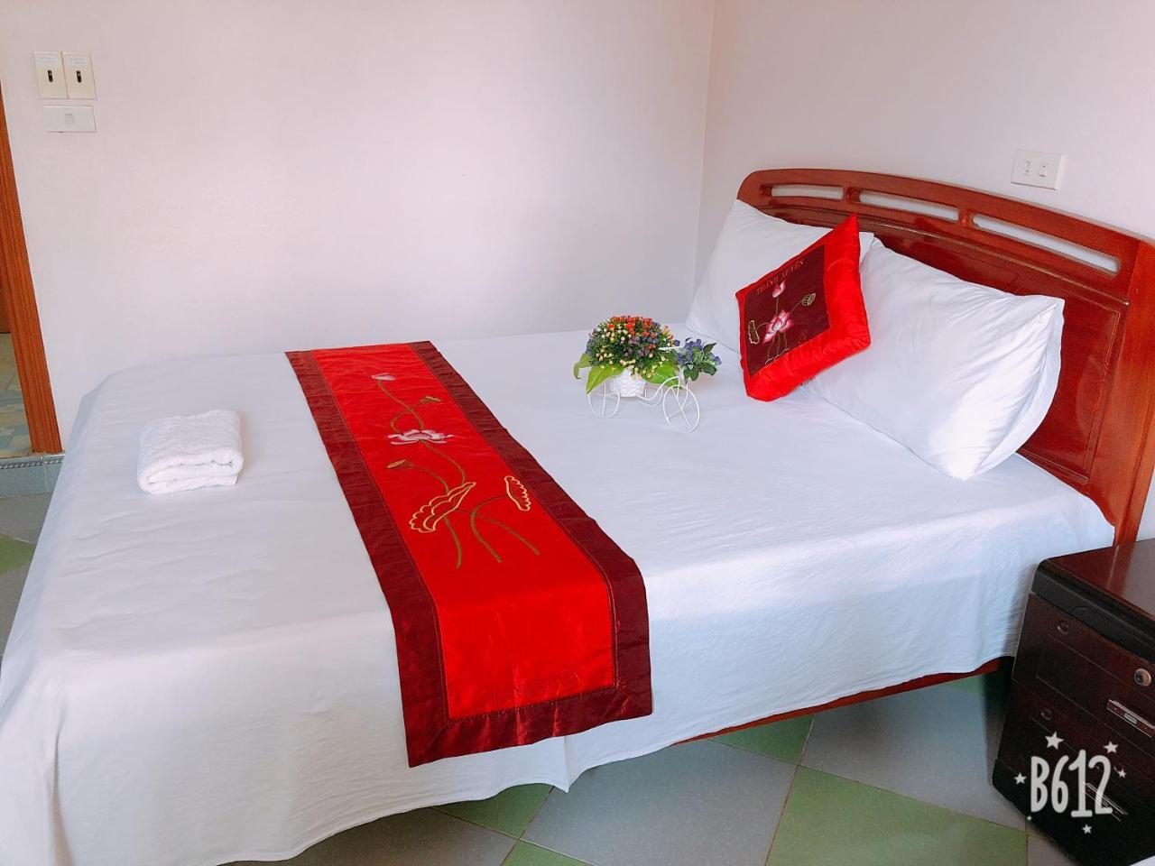 Thành Homestay Ninh Binh Exterior foto